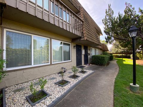 2304 Via Camino Avenue Carmichael CA 95608