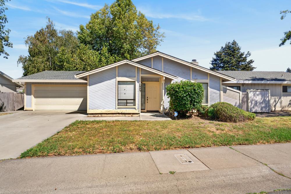 7452 Windbridge Drive