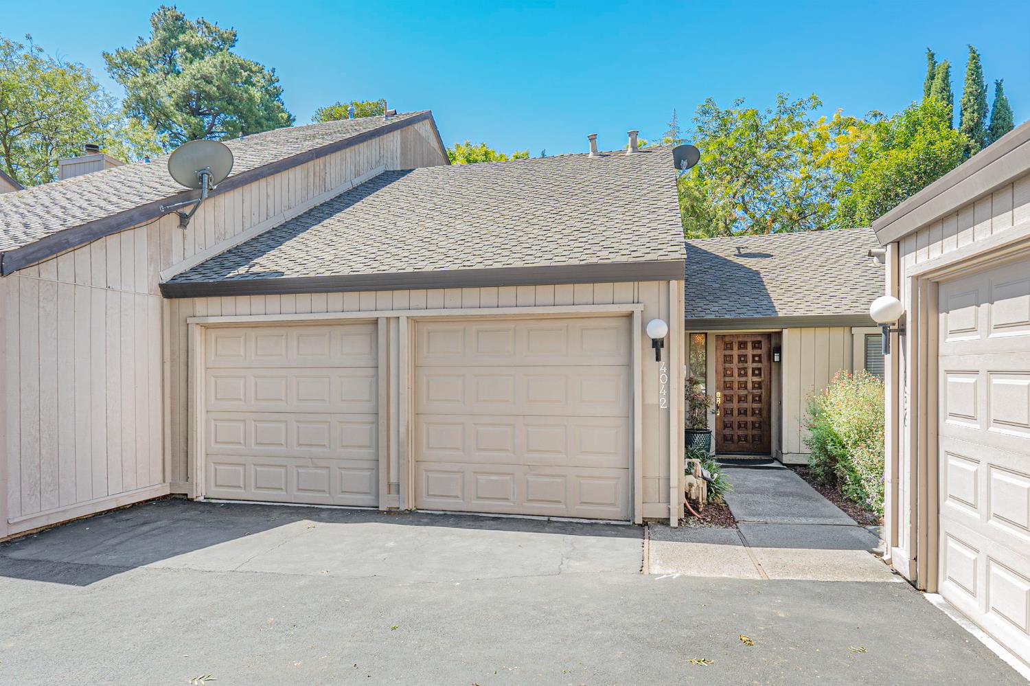 4042 Cowell Boulevard