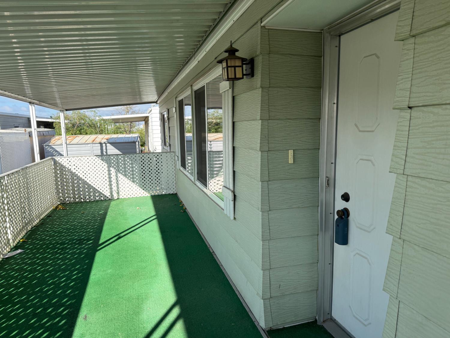 820 N Lincoln Way 88