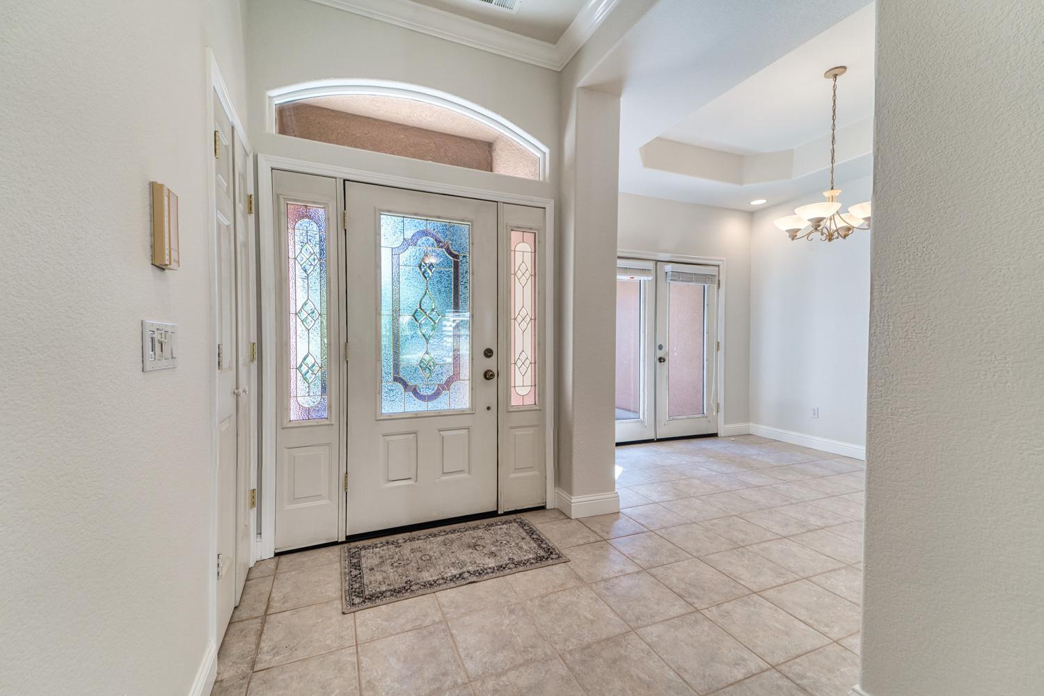 711 Saddleback Drive