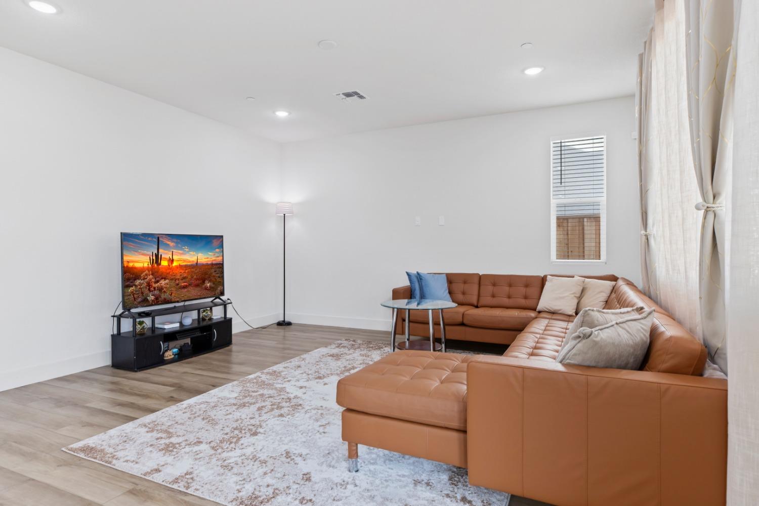 3903 Renton Place