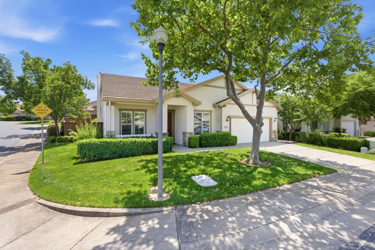 2821 Springfield Drive