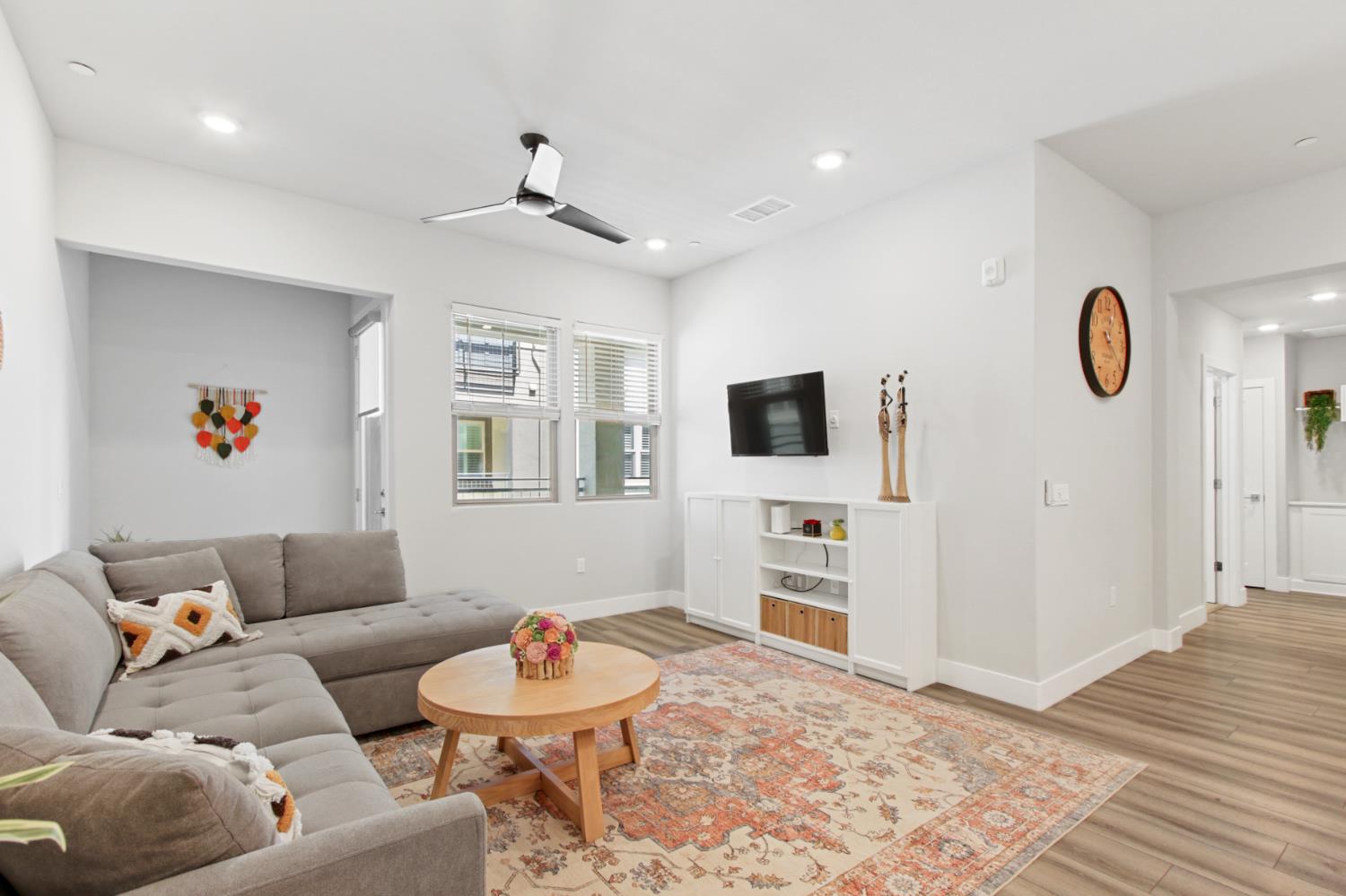 1661 Spring Street 331