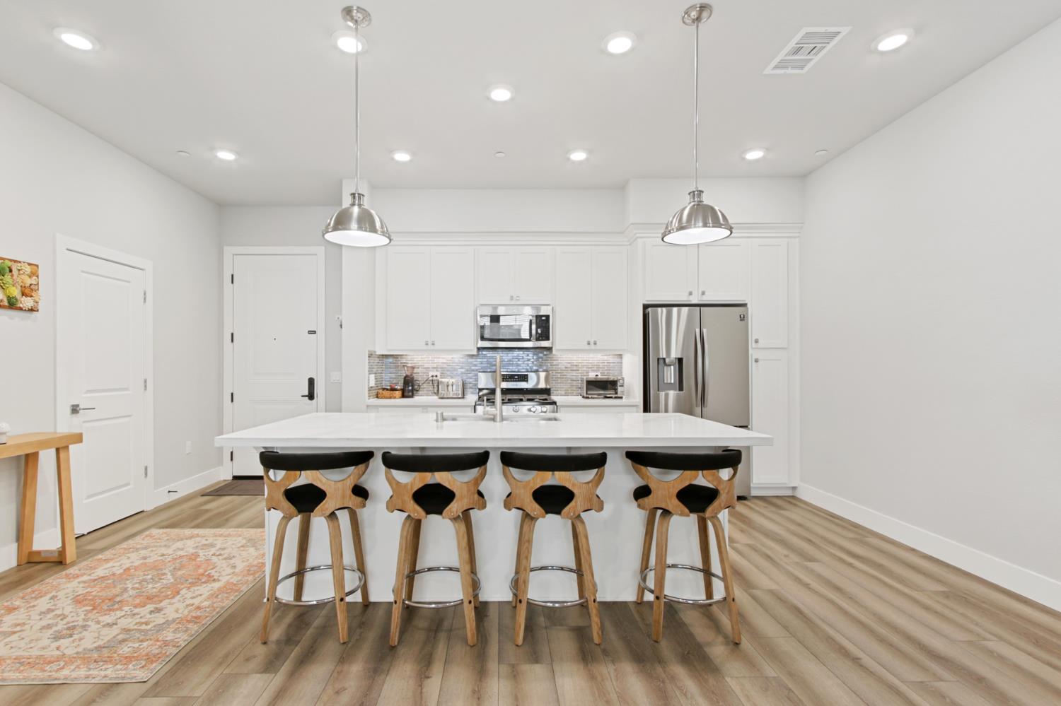 1661 Spring Street 331
