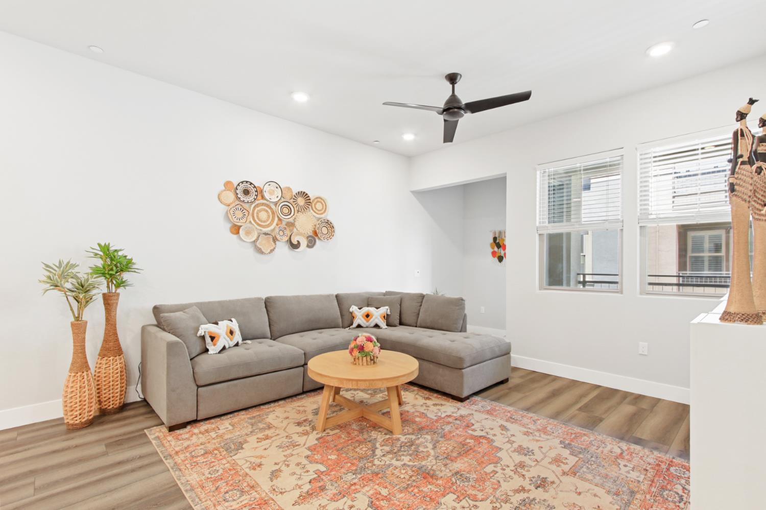 1661 Spring Street 331
