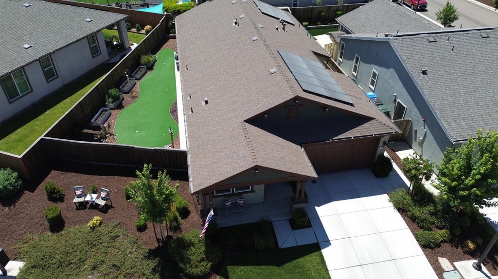 Photo of 484 Pinehurst Street, Manteca, CA 95336 (MLS # 226030334)