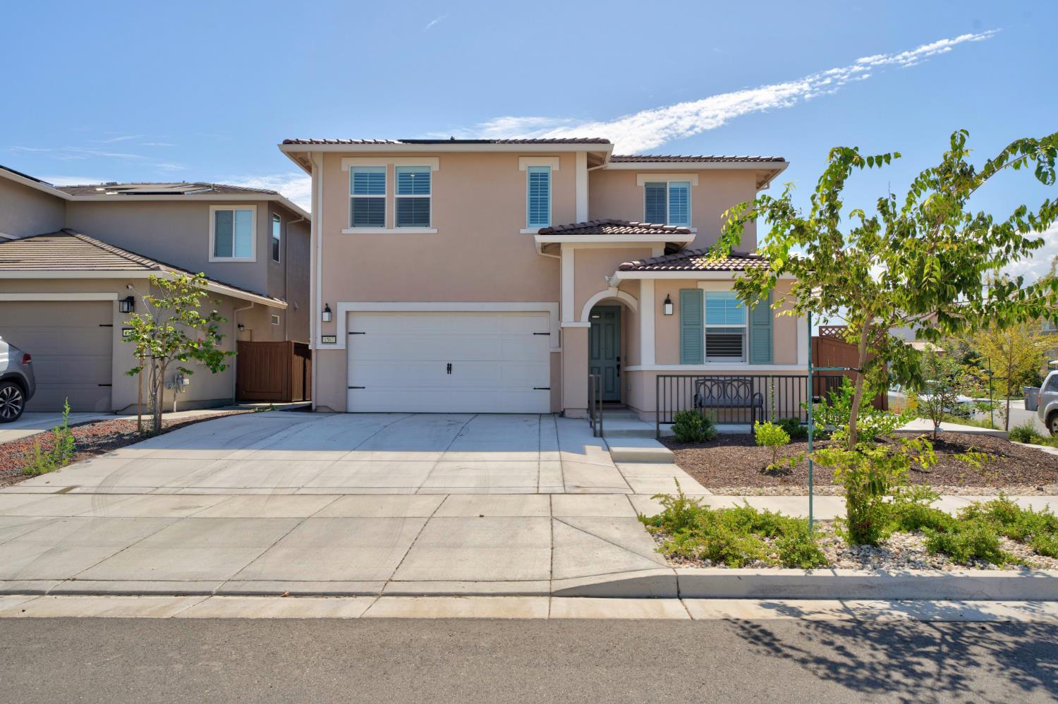 1587 Levy Street