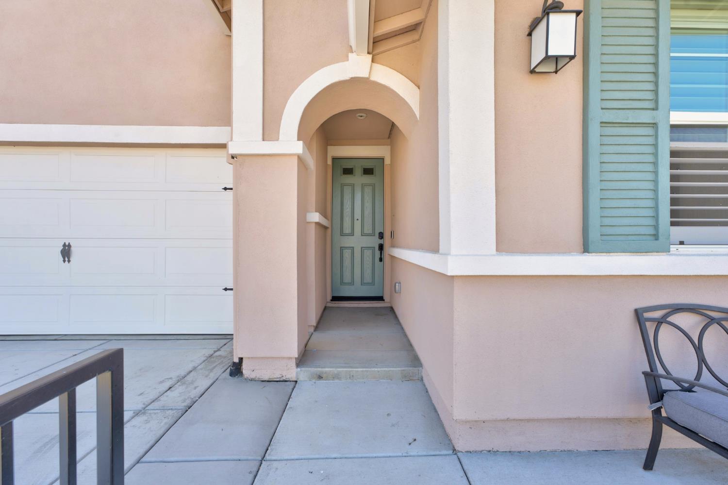 1587 Levy Street