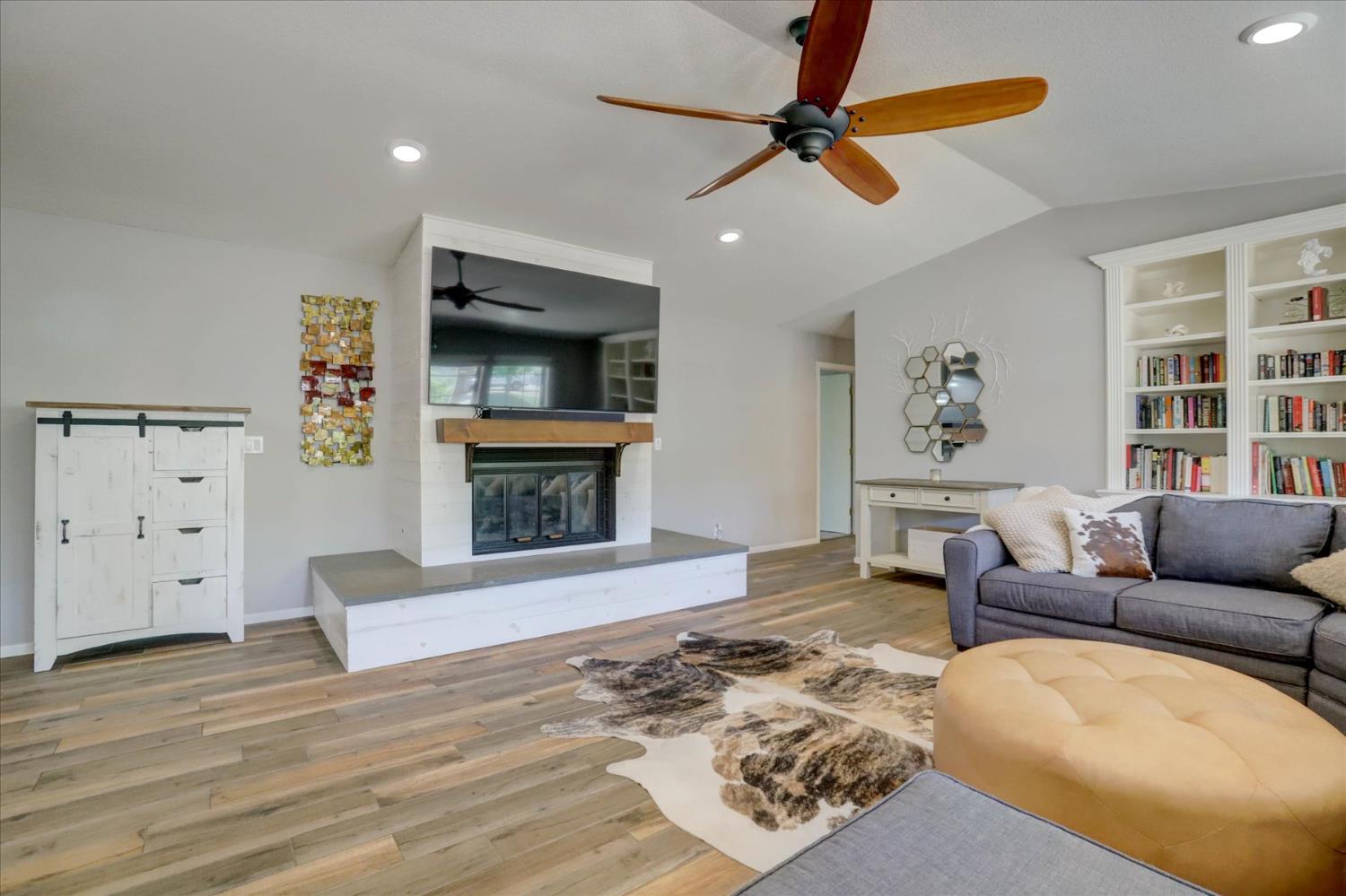 12962 Erin Drive