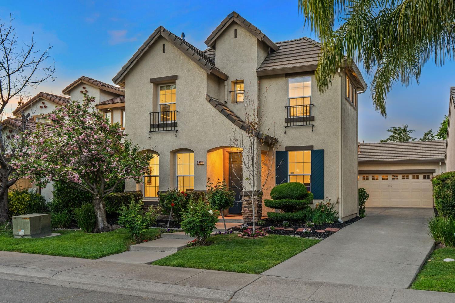 2070 Fenmore Way