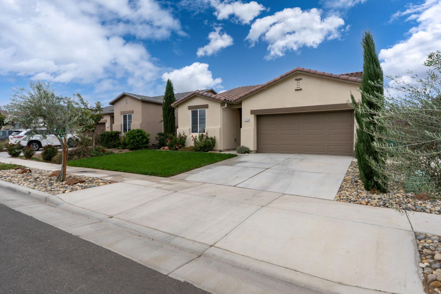 Los Banos, California 93635, United States, 3 Bedrooms Bedrooms, ,2 BathroomsBathrooms,Residential,Active,234977