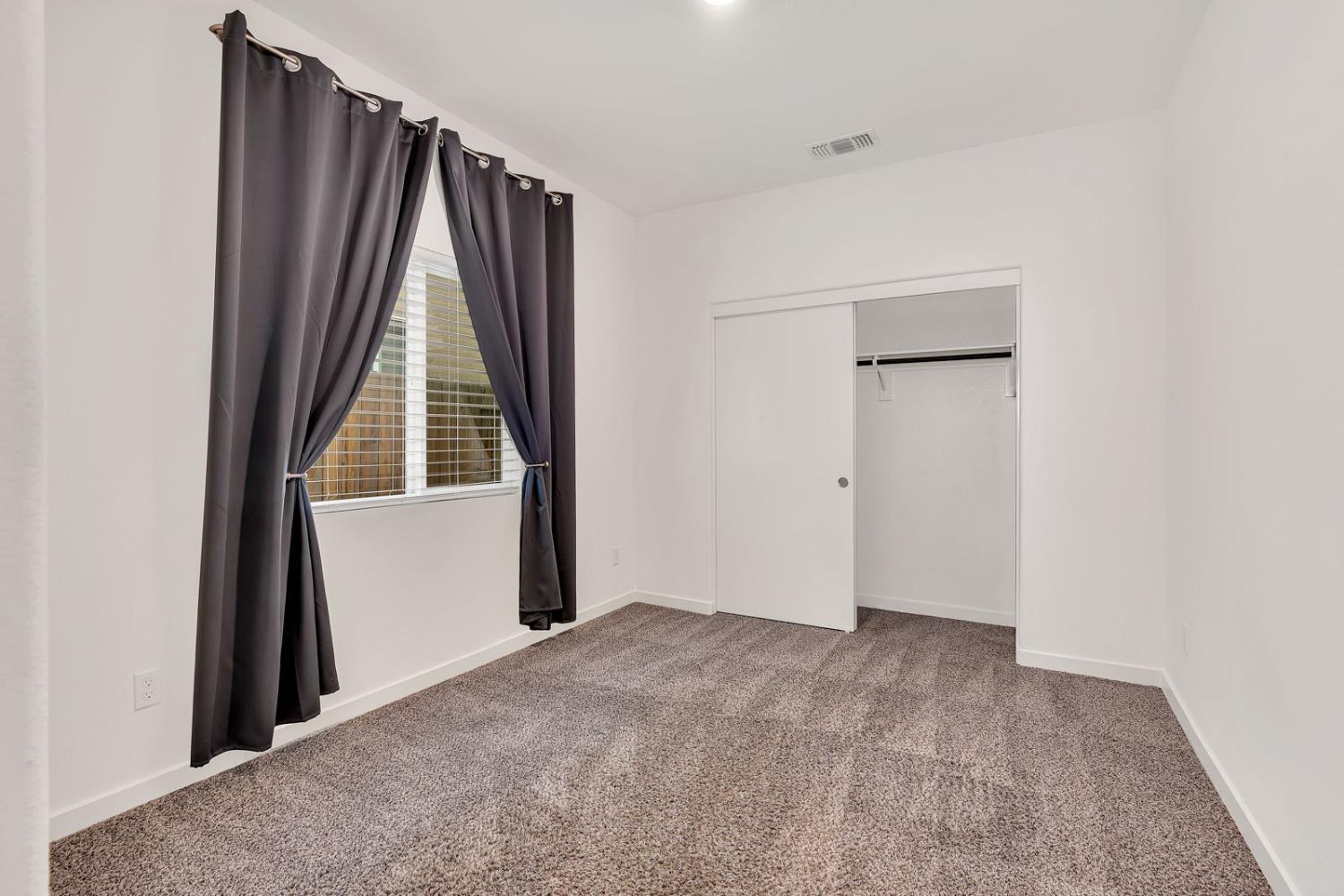 Los Banos, California 93635, United States, 3 Bedrooms Bedrooms, ,2 BathroomsBathrooms,Residential,Active,234977