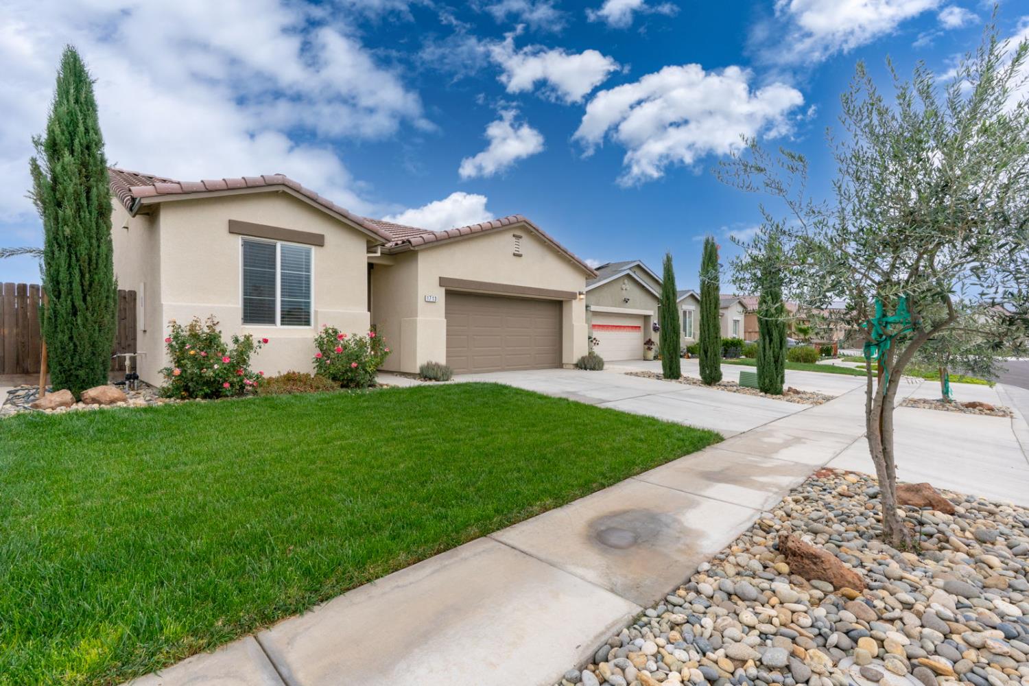 Los Banos, California 93635, United States, 3 Bedrooms Bedrooms, ,2 BathroomsBathrooms,Residential,Active,234977