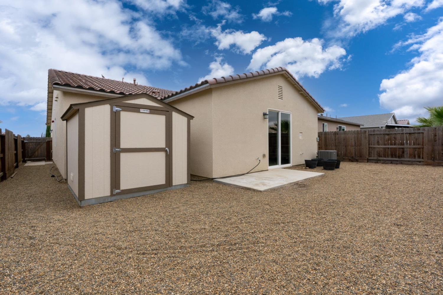 Los Banos, California 93635, United States, 3 Bedrooms Bedrooms, ,2 BathroomsBathrooms,Residential,Active,234977