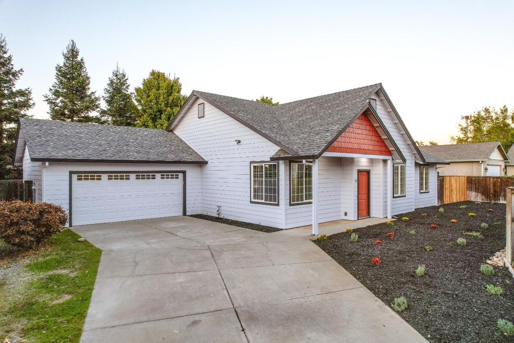 Photo of 16 Tierra Rosa Lane, Chico, CA 92973 (MLS # 225136674)