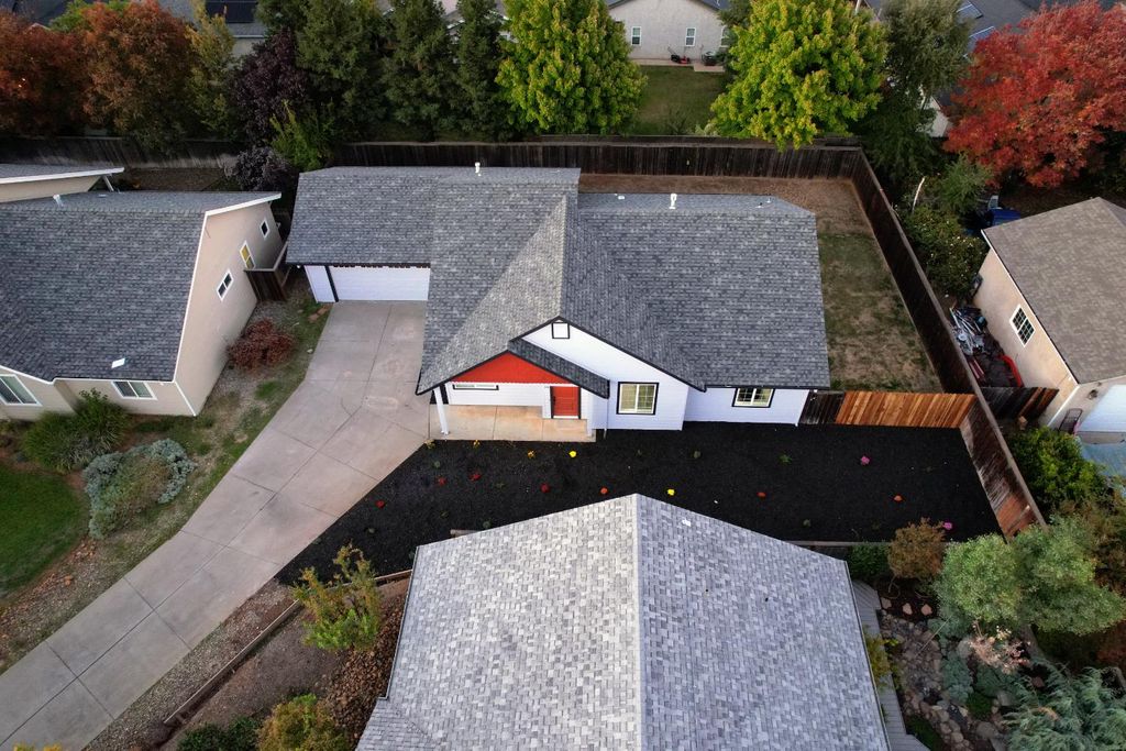 Photo of 16 Tierra Rosa Lane, Chico, CA 92973 (MLS # 225136674)