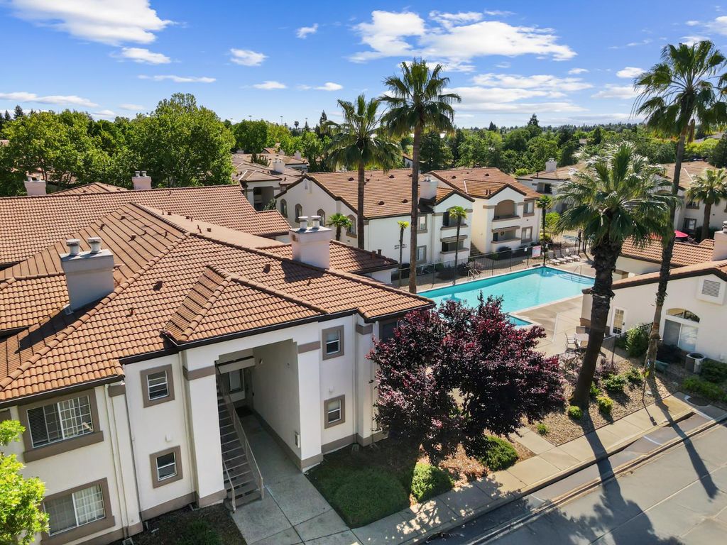 Photo of 8020 Walerga Road #1090, Antelope, CA 95843 (MLS # 226041065)