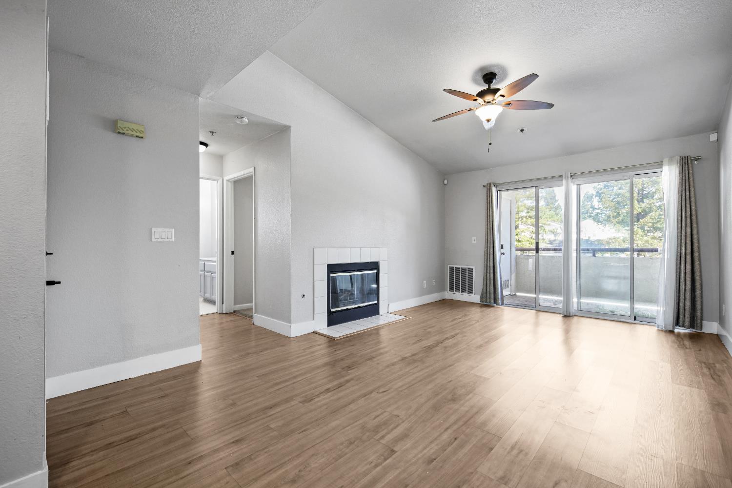 8020 Walerga Road 1090
