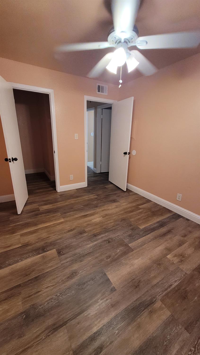 4524 Greenholme Drive 4