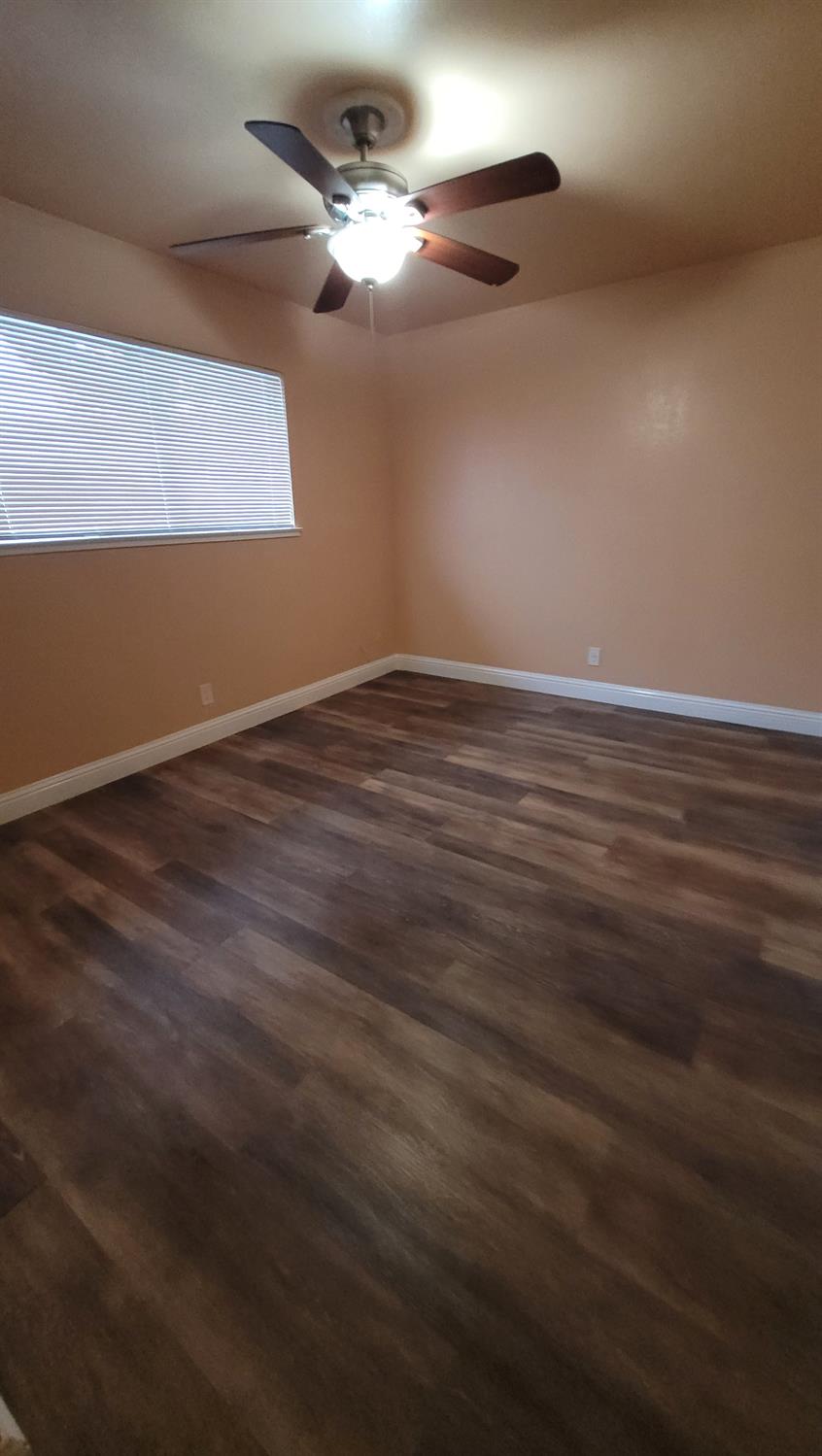 4524 Greenholme Drive 4