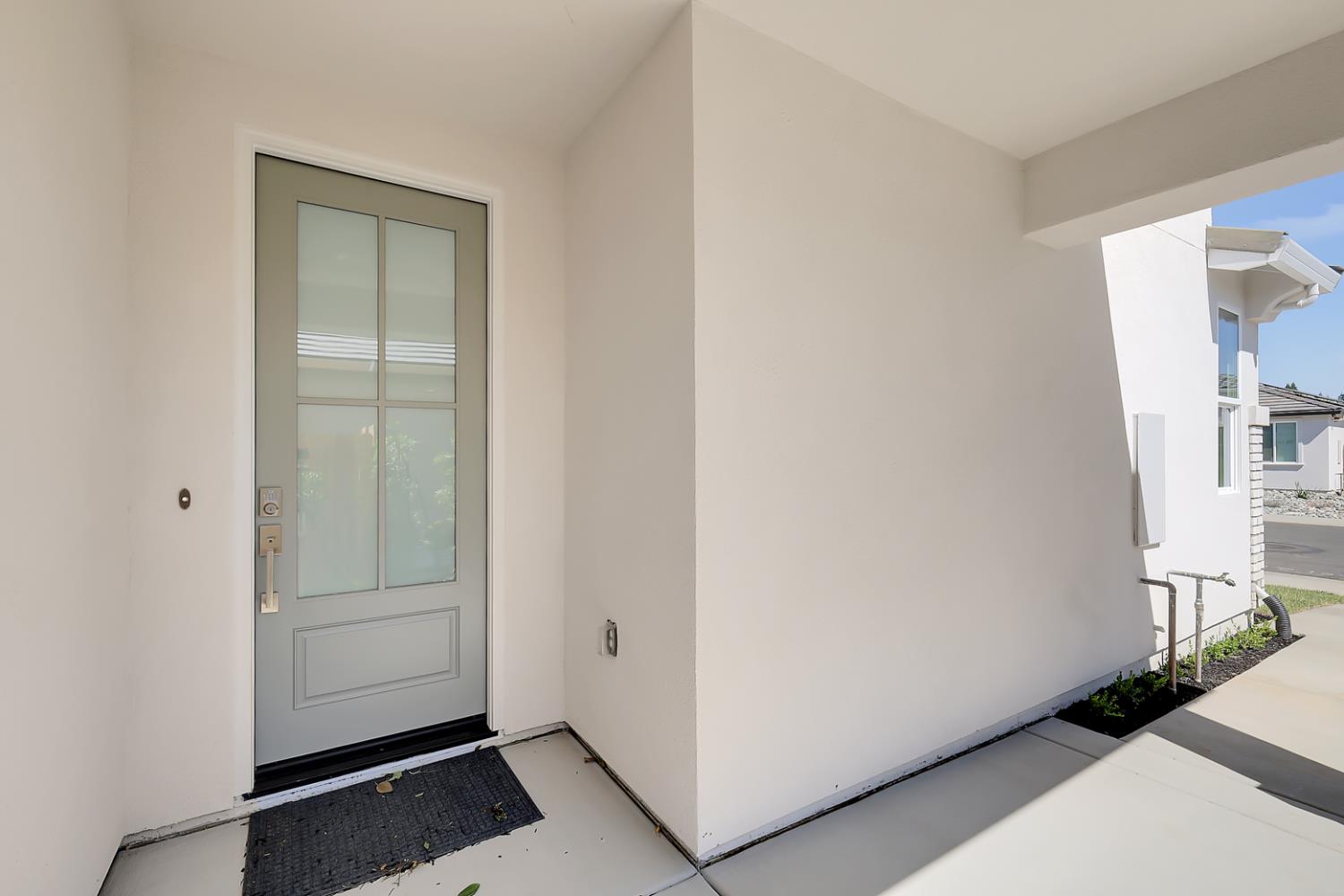 3314 John Freemont