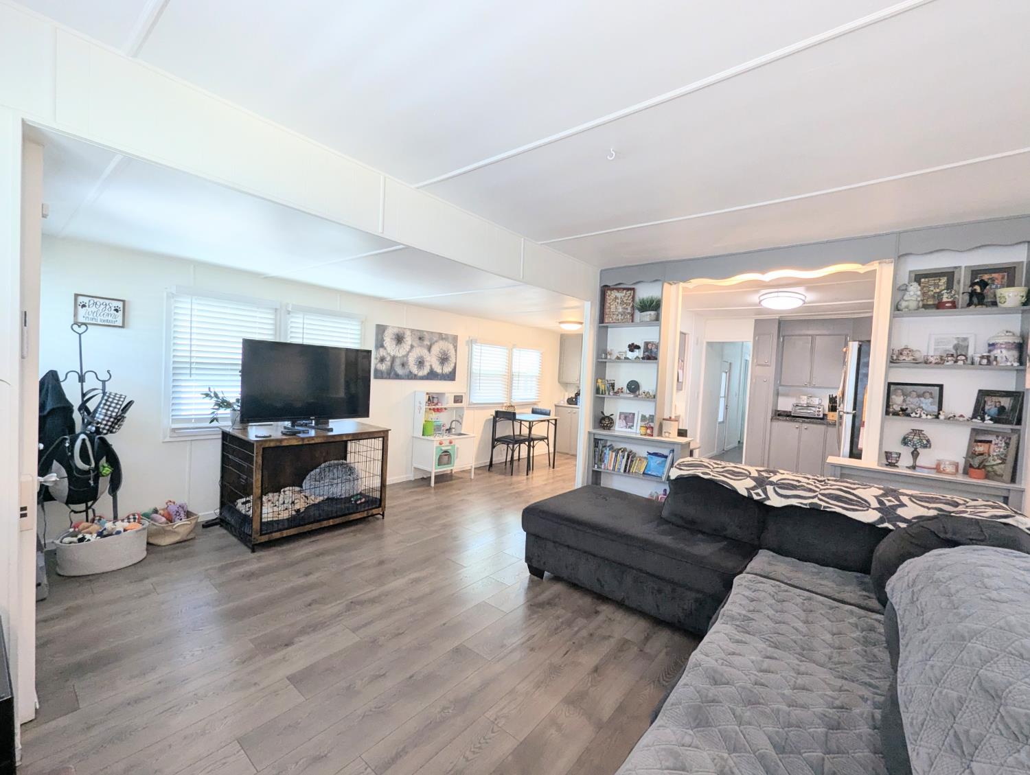 118 Floral Hills Way