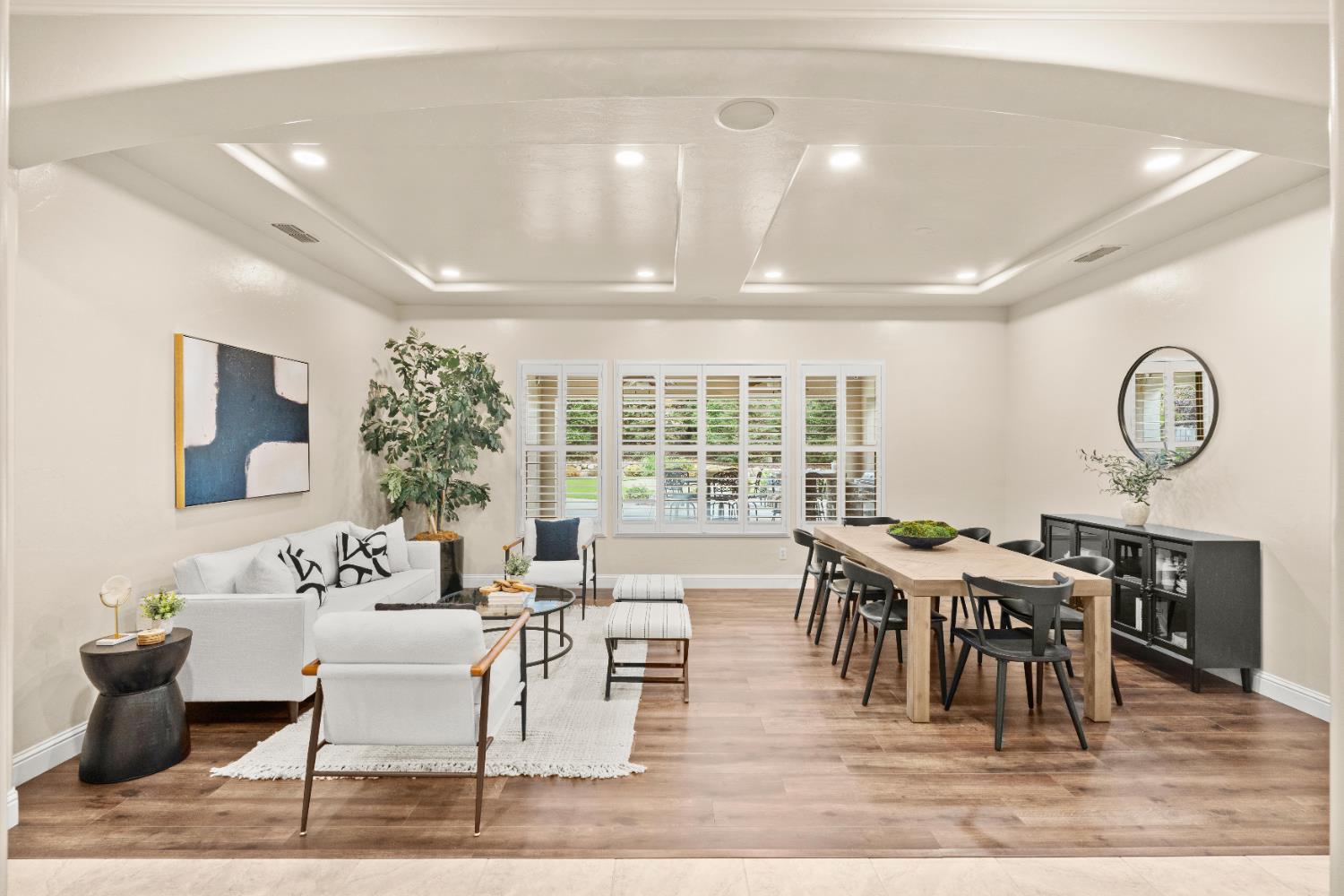 3900 Stoneleigh Court