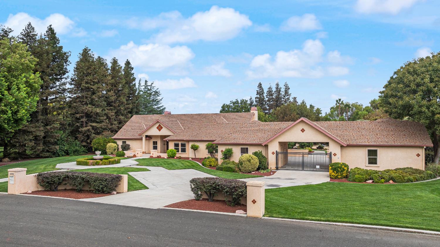 27978 S Traina Court