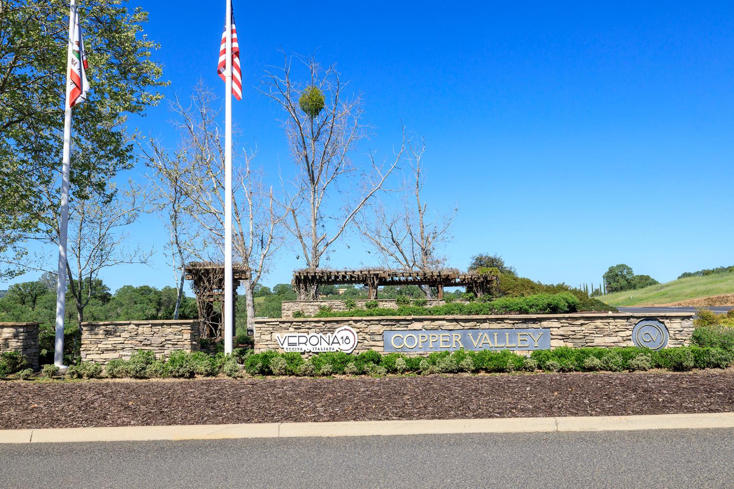 2300 Oak Creek Drive