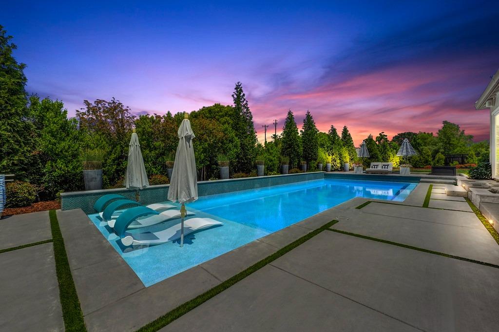 5175 Pastor Drive