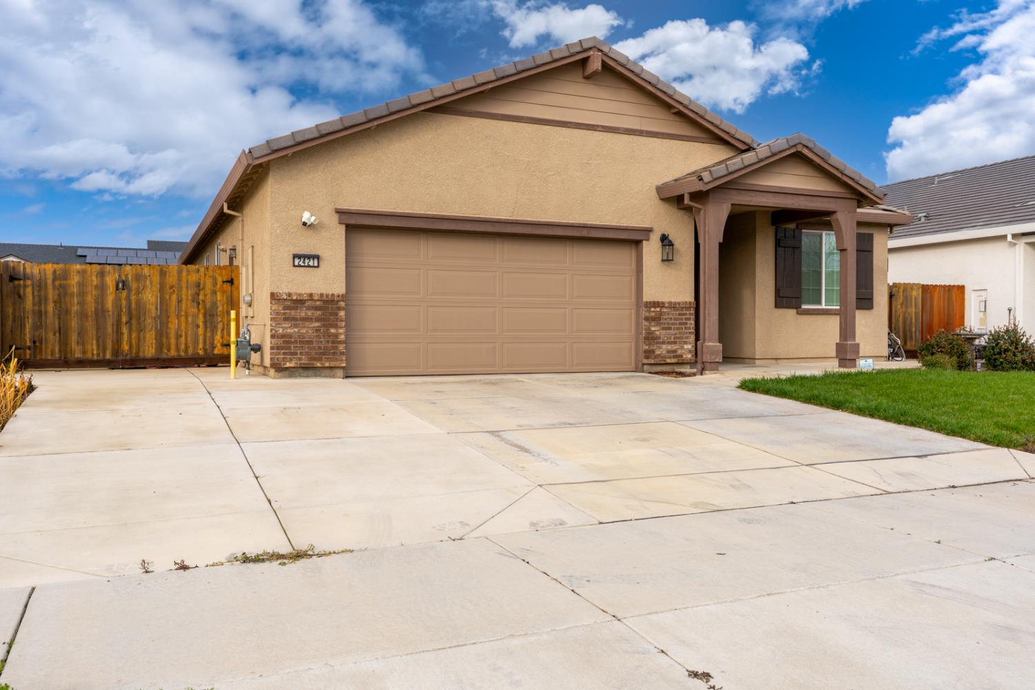 2421 Freestone Drive