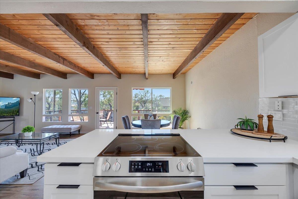 512 Bret Harte Drive