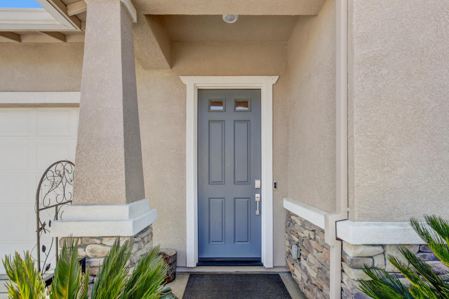 2752 Brookshire Circle