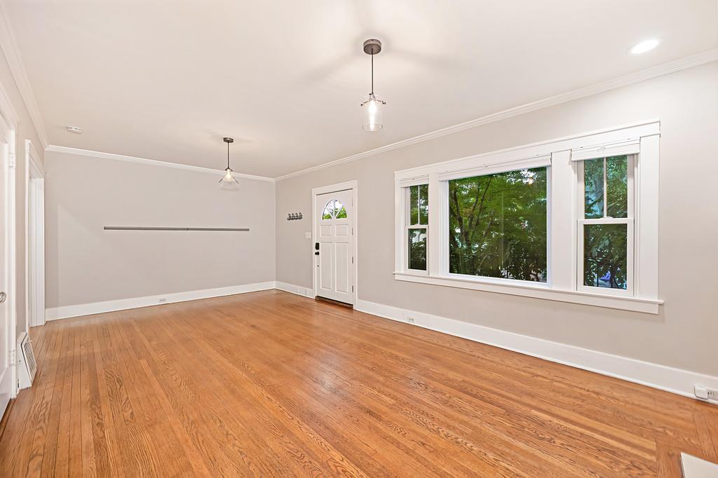 1050 37th Street