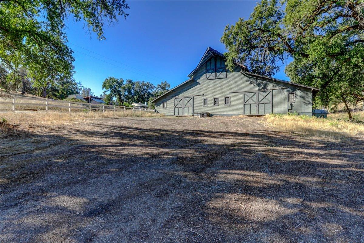 12606 Lime Kiln