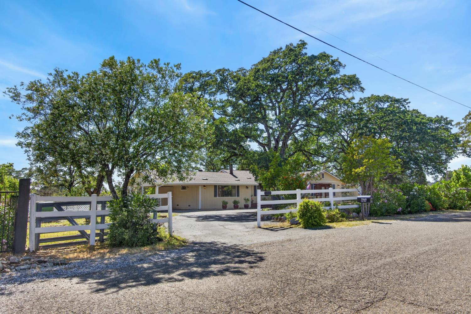 7060 Calcite Drive
