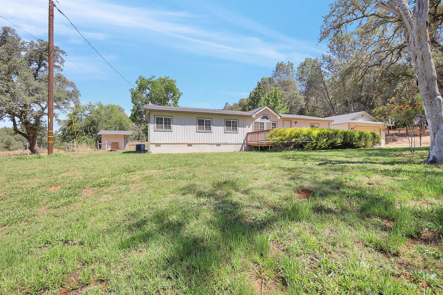 7115 Therese Trail