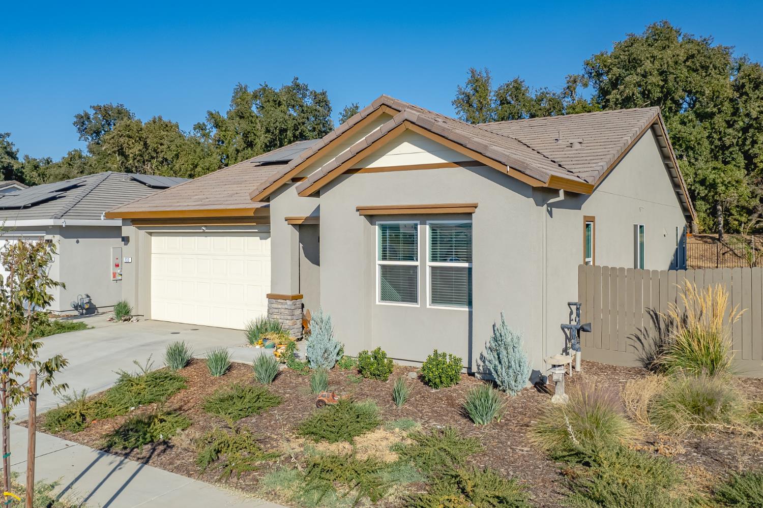 733 Pacific Grove Way