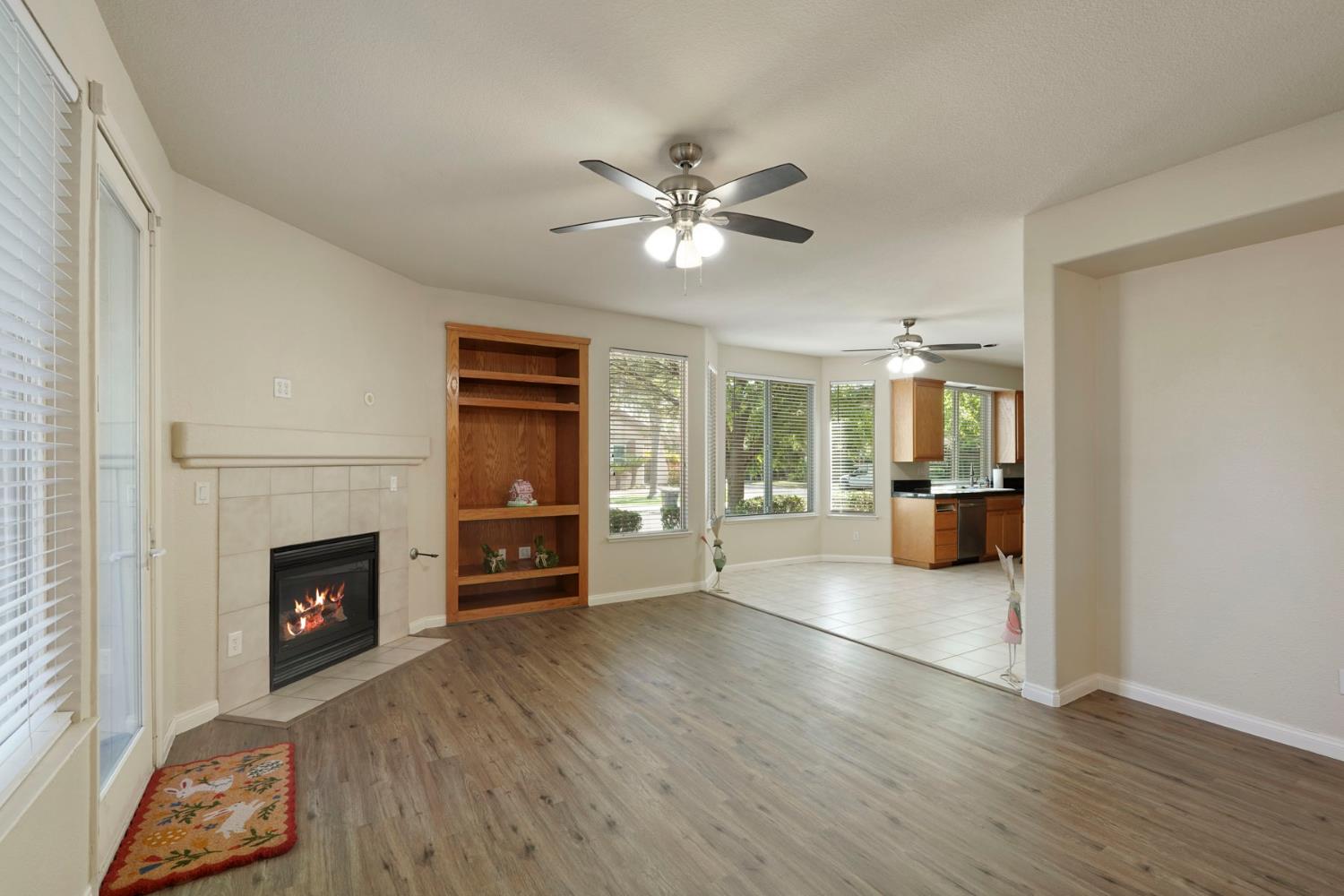 1300 Eastlake Circle