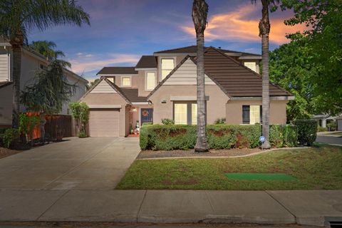 1300 Eastlake Circle Tracy CA 95304