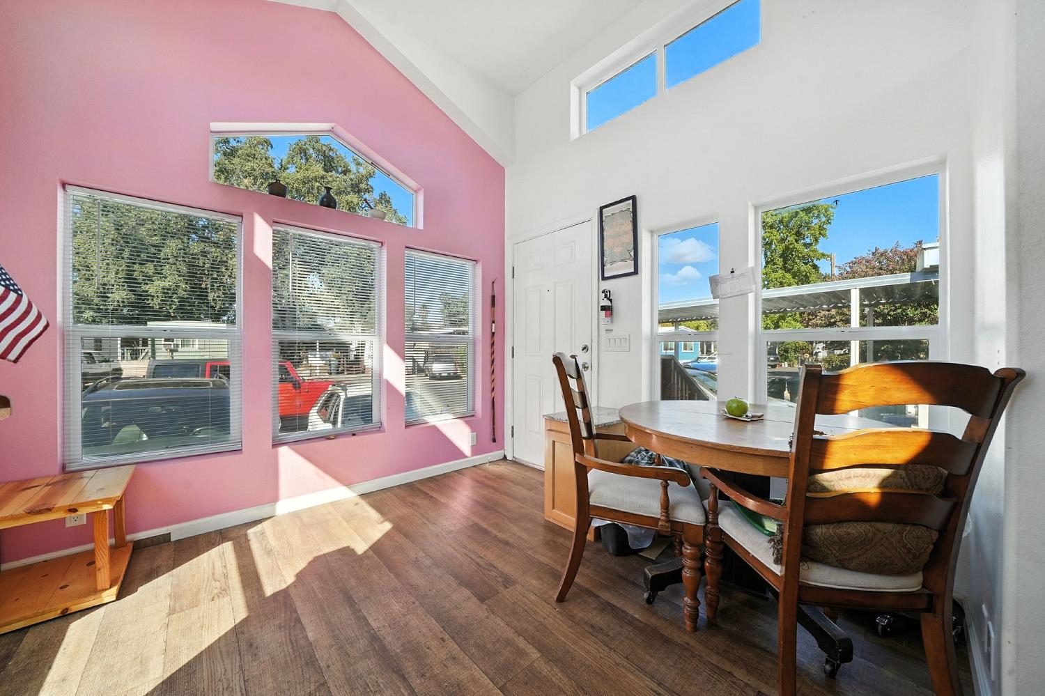1311 W Marlette 56