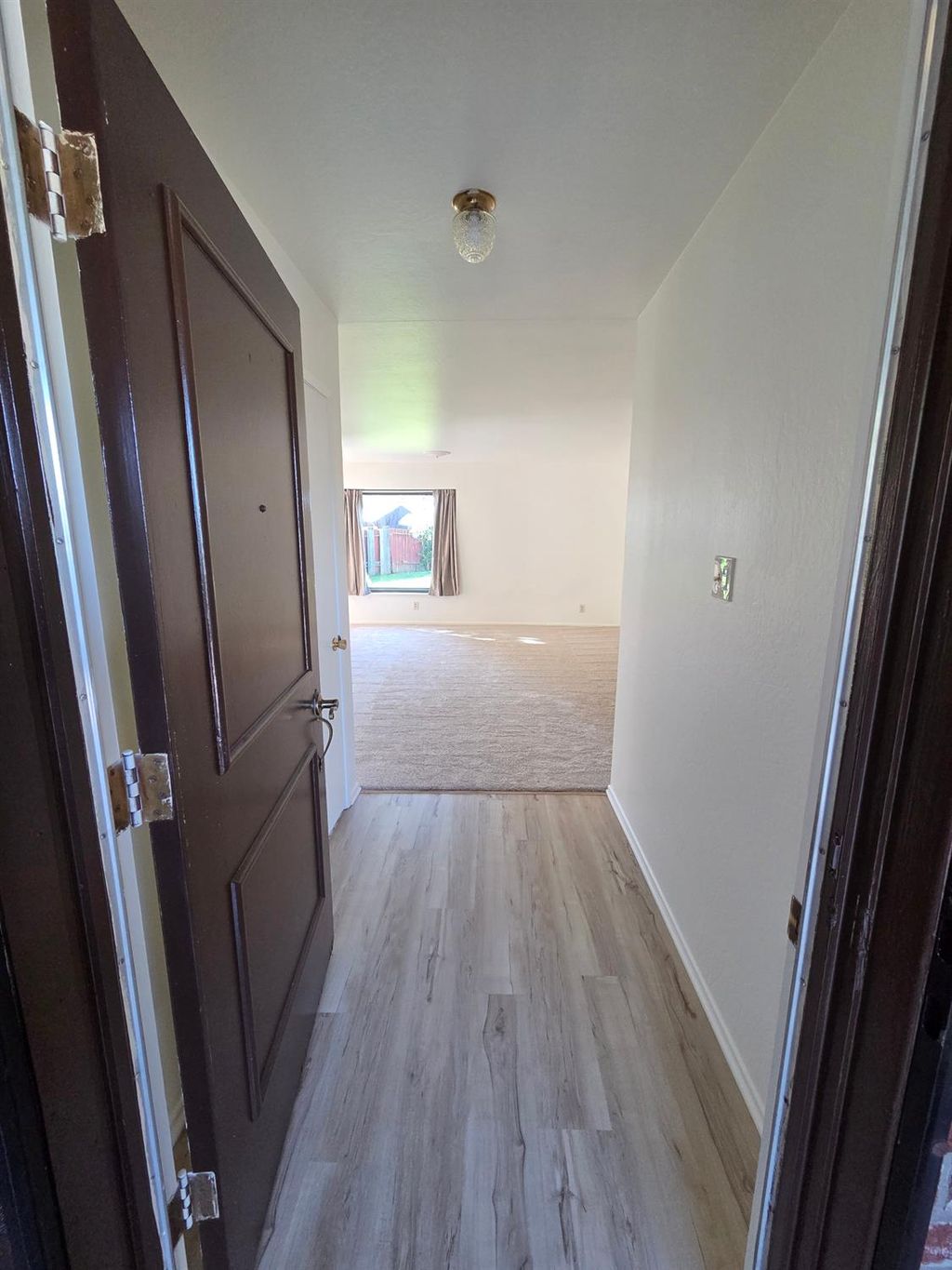 Photo of 2100 Farnsworth Way, Rancho Cordova, CA 95670 (MLS # 226032340)