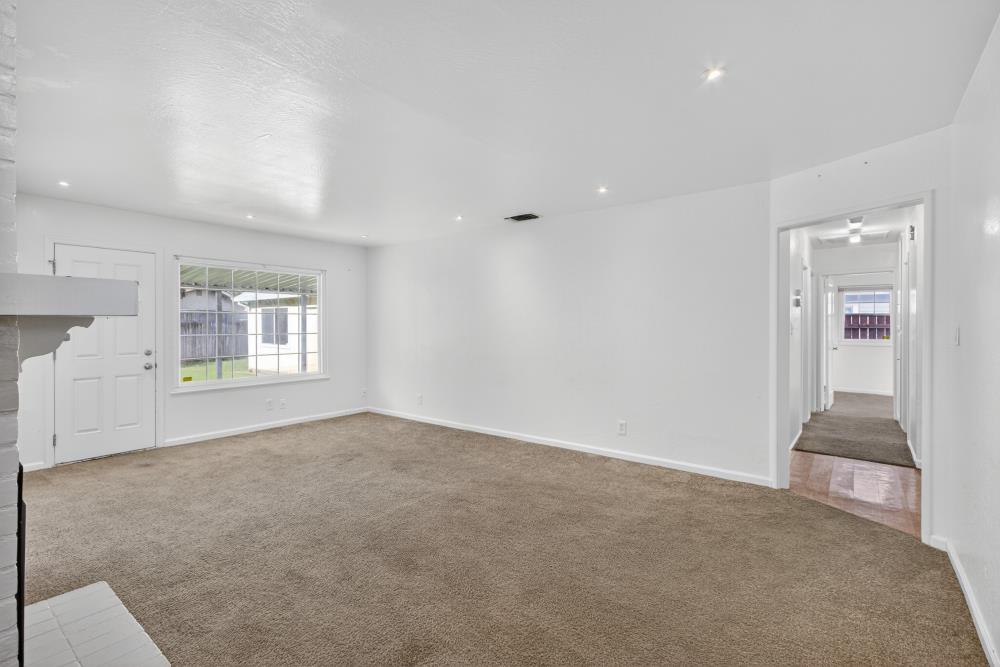 1341 Greenhills Road