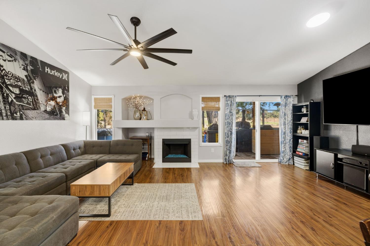 105 Hudson Way