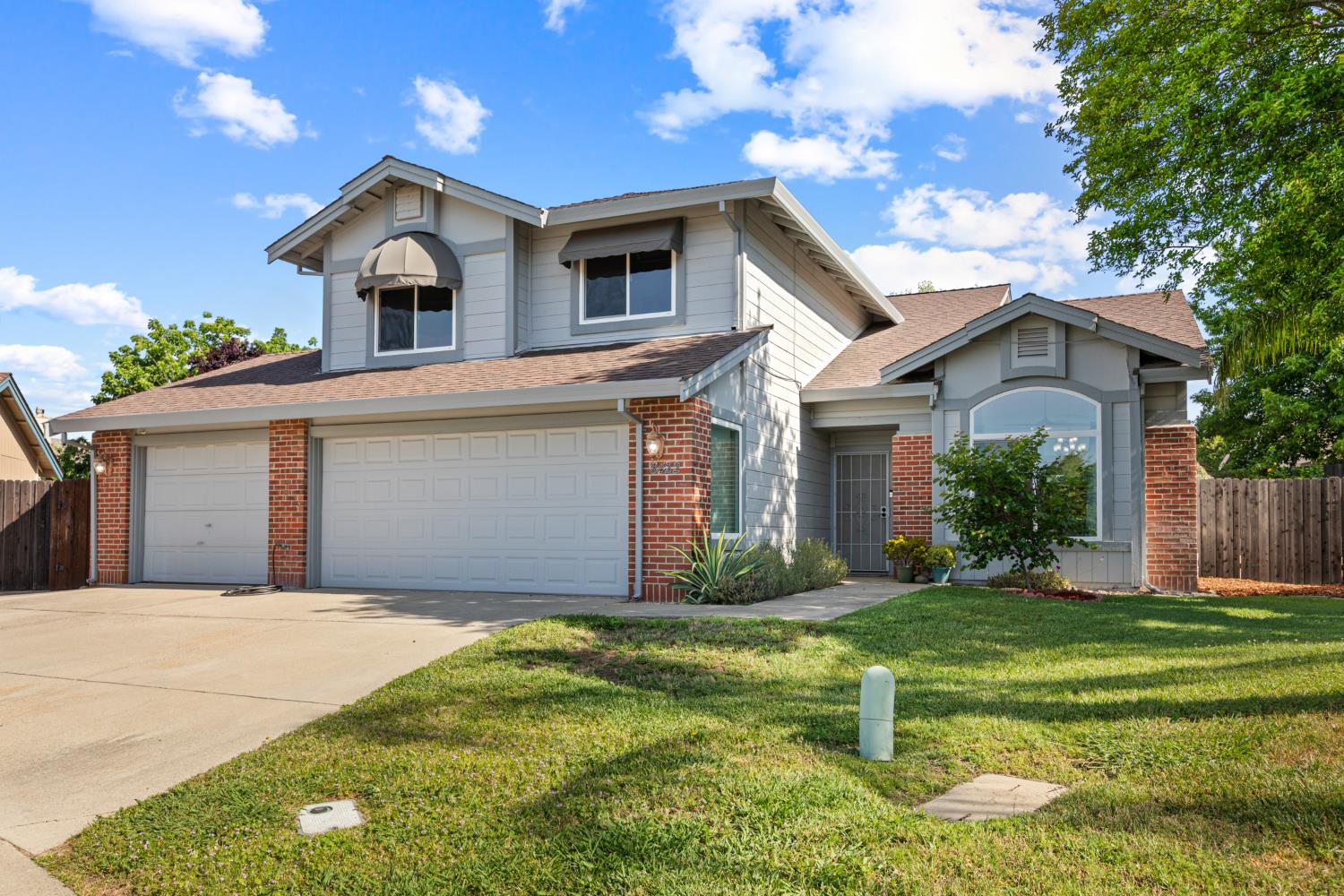 8422 Deer Fern Court
