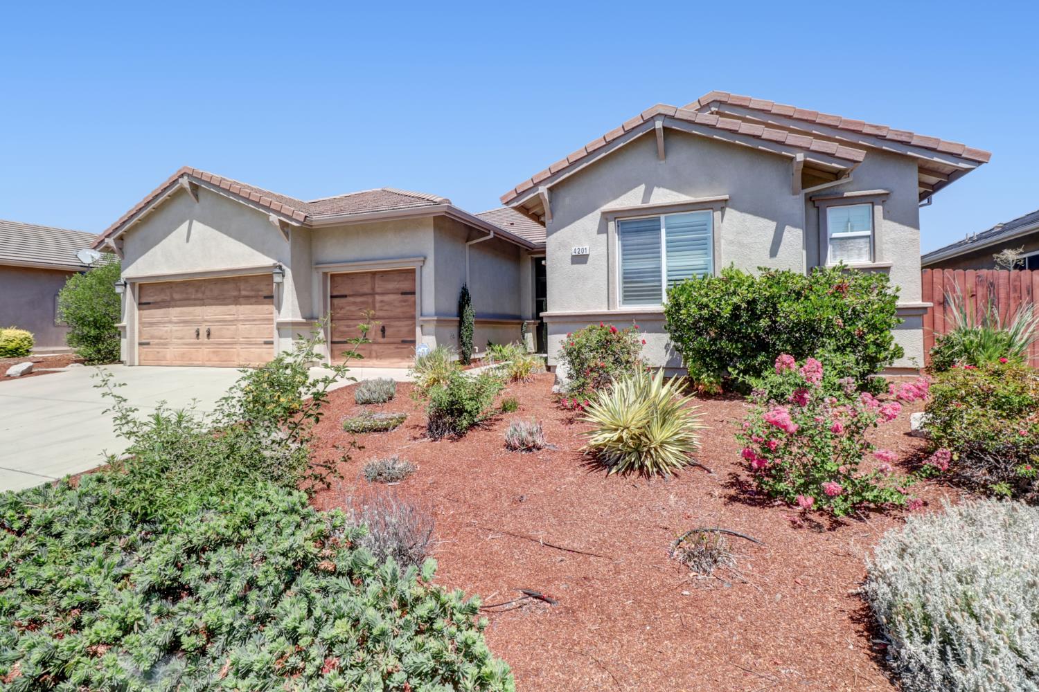 4201 Mockingbird Court