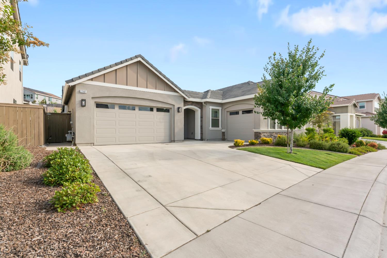 2282 Ranch View Drive