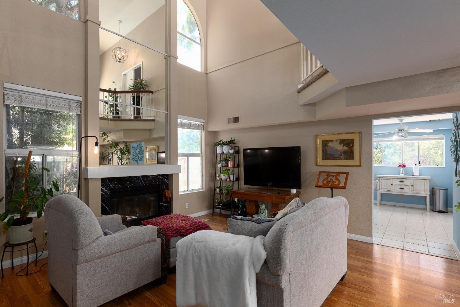 115 Republic Way