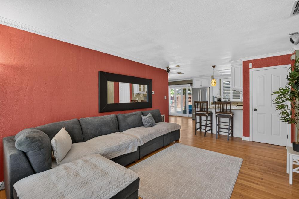 4534 Cedarwood Way
